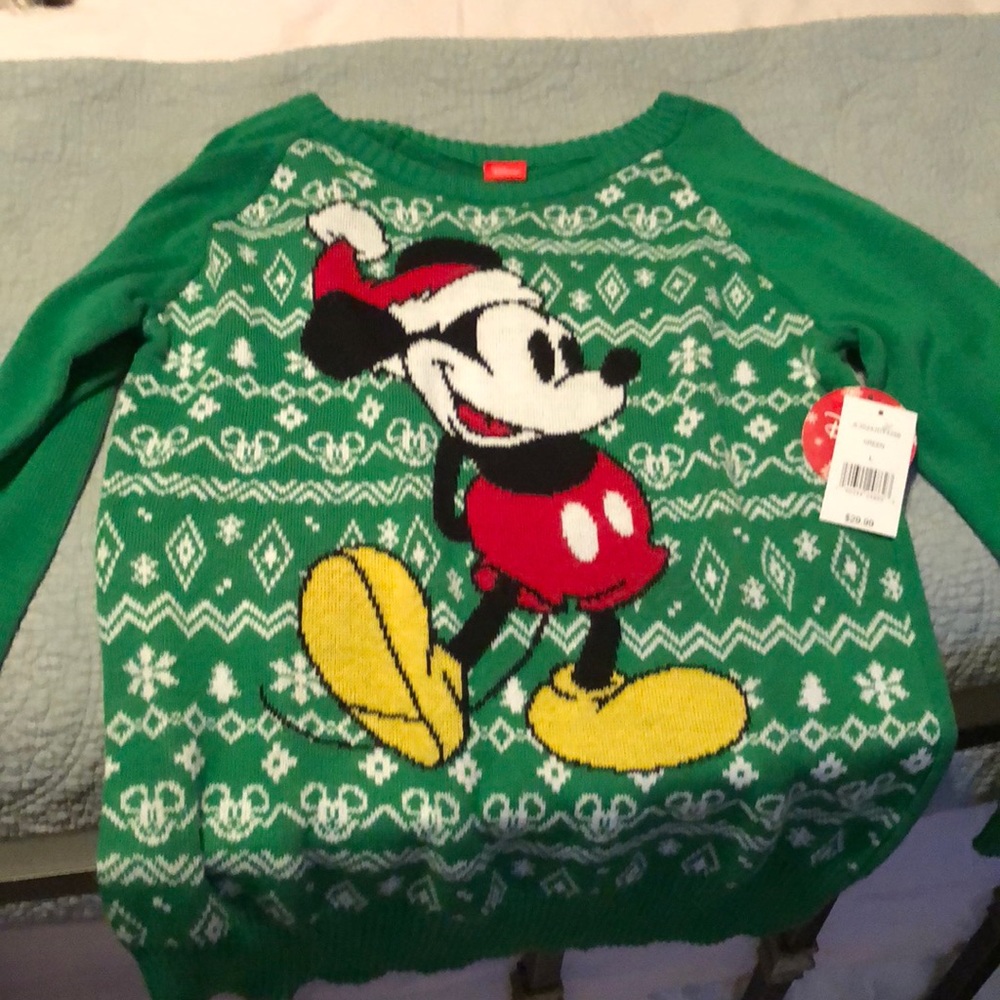 Mickey sweater NWT